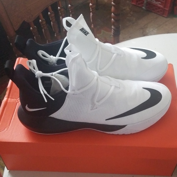 nike zoom shift 2 tb